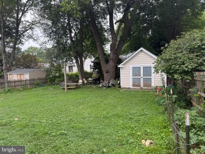 /international/us/124-spring-street-gaithersburg-md-110100997093/