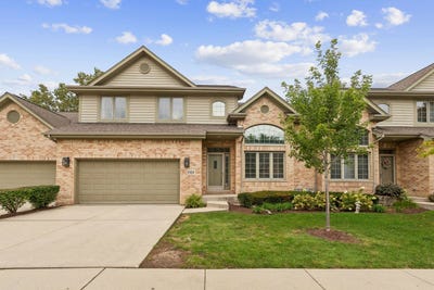 /international/us/5104-commonwealth-avenue-western-springs-il-110119948149/