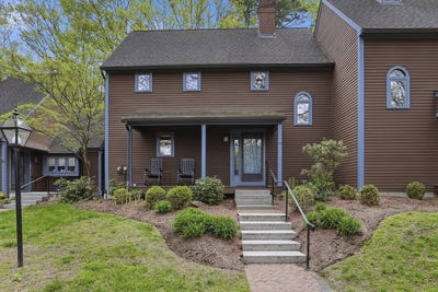 /international/us/19-bradley-lane-westford-ma-110107988732/