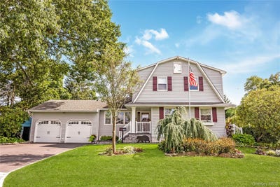 /international/us/60-jaycox-avenue-islip-ny-110110078969/