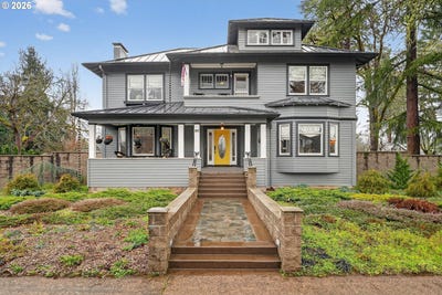 /international/us/211-s-3rd-st-cottagegrove-or-110106013560/