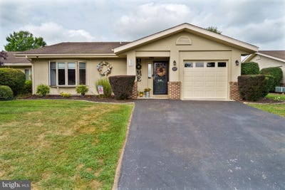 /international/us/127-arrowhead-ridge-hedgesville-wv-110101455754/