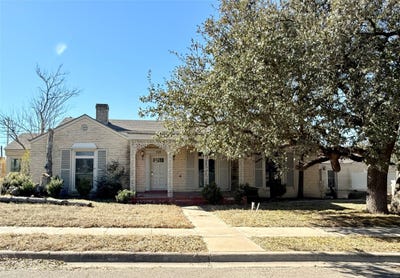 /international/us/720-e-leslie-street-hamilton-tx-110105365564/