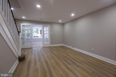 /international/us/225-wright-ave-darby-pa-110104872070/