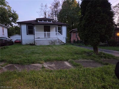 /international/us/1647-pointview-avenue-youngstown-oh-110119991244/