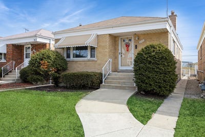 /international/us/3407-s-53rd-court-cicero-il-110098026318/