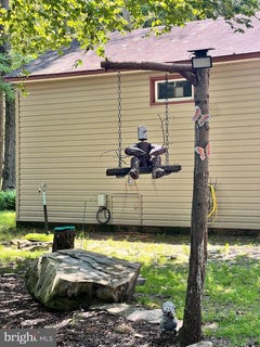 /international/us/15-mohican-path-gouldsboro-pa-110101009543/