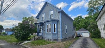 /international/us/196-fourth-street-old-town-me-110108349809/