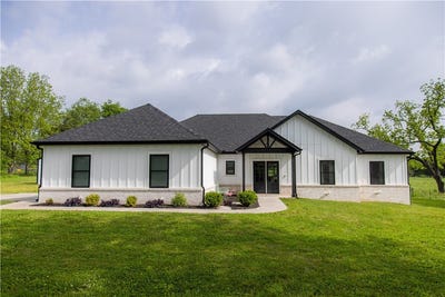 /international/us/1213-w-pineville-road-washburn-mo-110107727686/