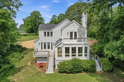 /international/us/48-sams-cove-lane-irvington-va-110108266110/
