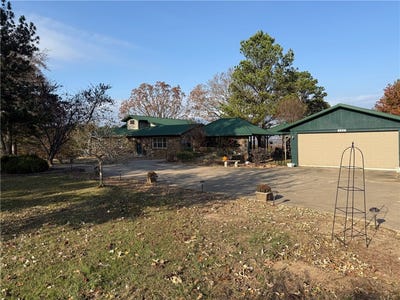 /international/us/9417-puddin-ridge-road-ozark-ar-110103598580/