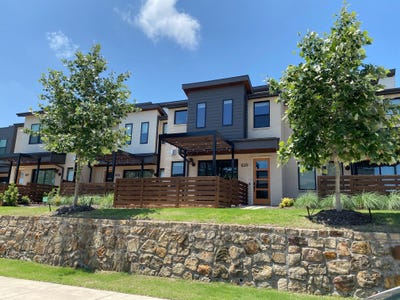 /international/us/829-emerling-street-mckinney-tx-110108507895/