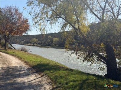 /international/us/n-river-rd-lot-151-lampasas-tx-110104297326/