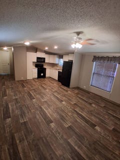 /international/us/7650-west-hwy-90-san-antonio-tx-110104124157/