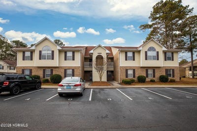 /international/us/2920-mulberry-lane-greenville-nc-110106296408/