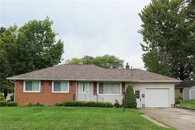 /international/us/1660-sequoya-drive-youngstown-oh-110120123778/