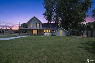 /international/us/5813-w-temperance-road-ottawa-lake-mi-110108741215/