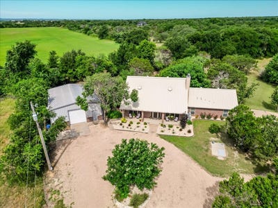 /international/us/2295-county-road-326-glen-rose-tx-110108545739/