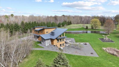 /international/us/203535-callaway-drive-marshfield-wi-110107776866/