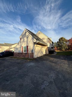 /international/us/162-willow-turn-mount-laurel-nj-110104121038/