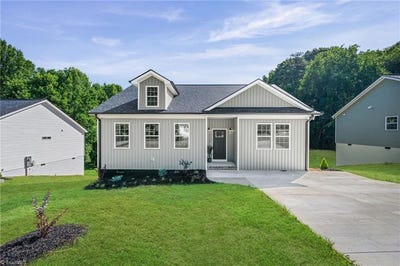 /international/us/134-pinnix-street-jonesville-nc-110108194524/