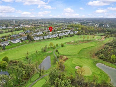 /international/us/73-park-road-south-burlington-vt-110108010590/