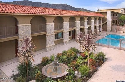 /international/us/3220-altura-avenue-la-crescenta-ca-110106920470/