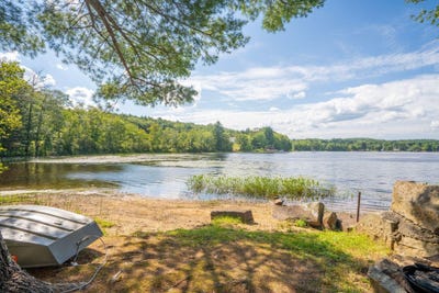 /international/us/228-waterboro-road-alfred-me-110119693970/