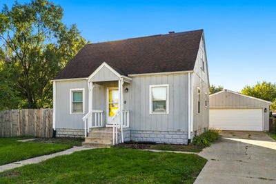 /international/us/8232-taft-street-merrillville-in-110120488924/