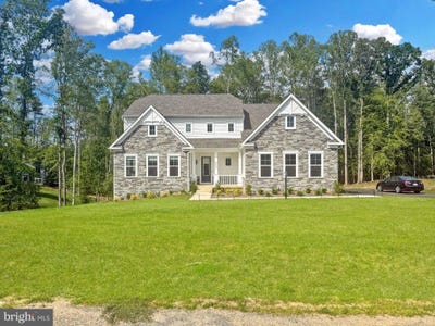 /international/us/8642-sycamore-way-manassas-va-110108881310/