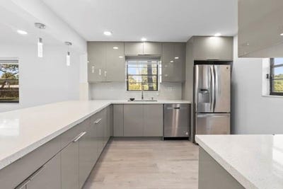 /international/us/6085-n-sabal-palm-boulevard-tamarac-fl-110106458476/