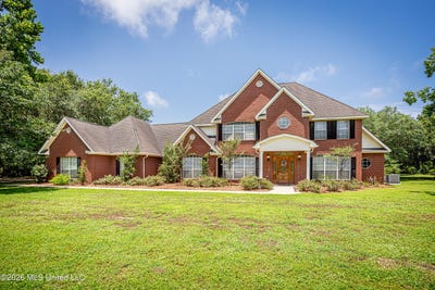 /international/us/2901-hamill-farm-road-ocean-springs-ms-110108988127/