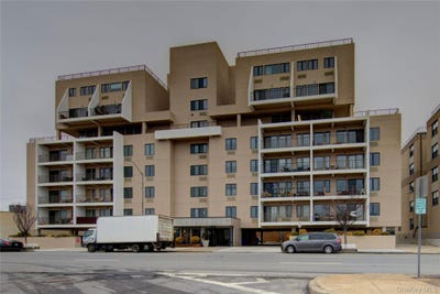 /international/us/235-w-park-avenue-long-beach-ny-110106231194/