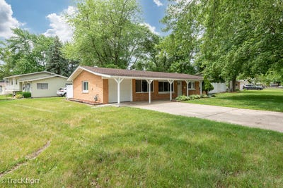 /international/us/34-scarsdale-road-montgomery-il-110108874499/