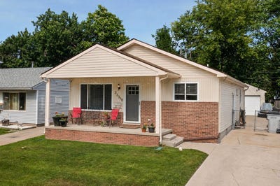 /international/us/23360-pilgrim-avenue-hazel-park-mi-110108715779/