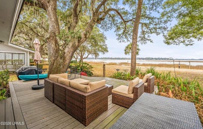 /international/us/39-colony-gardens-road-beaufort-sc-110105867244/
