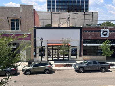 /international/us/618-s-polk-street-amarillo-tx-110098929619/