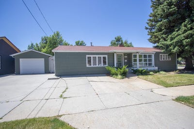 /international/us/241-w-11th-street-casper-wy-110108656617/