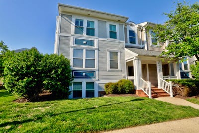 /international/us/44152-natalie-terrace-ashburn-va-110105290218/
