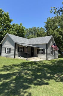 /international/us/223-e-cleveland-avenue-walnut-grove-mo-110108437262/