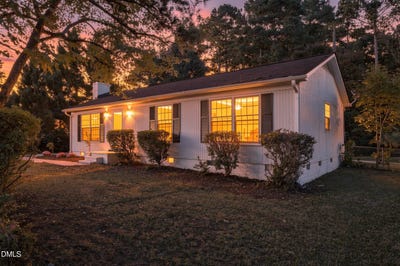 /international/us/5411-revere-road-durham-nc-110120767698/