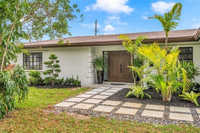 /international/us/1111-nw-70th-ter-plantation-fl-110120622324/