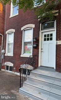 /international/us/560-spruce-street-camden-nj-110107930117/