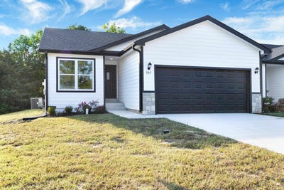 /international/us/507-shady-oak-drive-st-george-ks-110108227871/