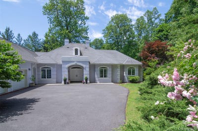 /international/us/29-halsey-pond-lane-irvington-ny-110109068043/
