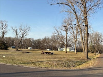 /international/us/lot-2238-lake-viking-terrace-gallatin-mo-110083835438/