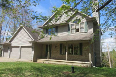 /international/us/16279-crestview-drive-mountain-wi-110107822731/