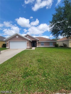 /international/us/8071-liriope-loop-lehigh-acres-fl-110108071229/