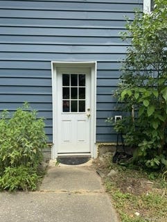 /international/us/9-birchwood-drive-fishkill-ny-110108753465/