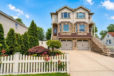 /international/us/65a-goodall-street-staten-island-ny-110109000097/